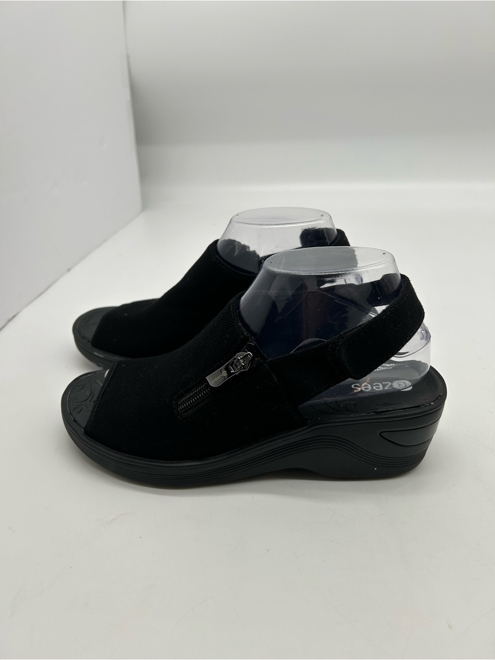 Bzees Comfort Stretch Black Women’s Slingback Sandals size 7.5